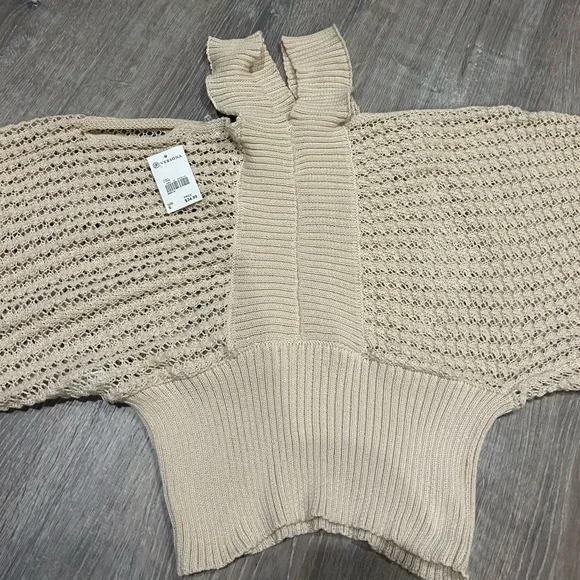 Top - Picture 5 of 5